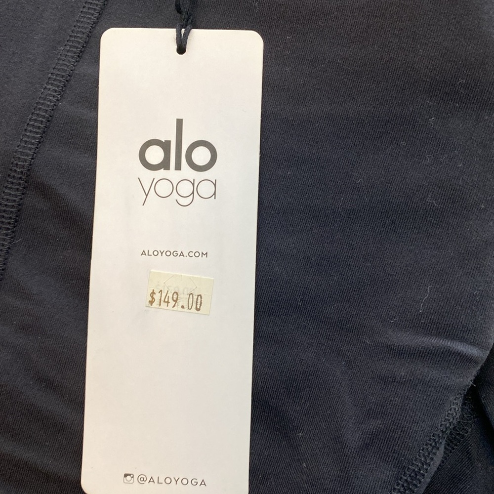ALO Yoga Moto Leggings Black.  Size XS. BNWT - Picture 5 of 9